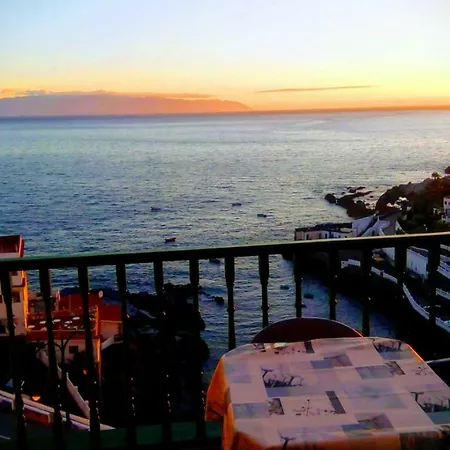 Daire Sea View In Puerto De Santiago Front Beach